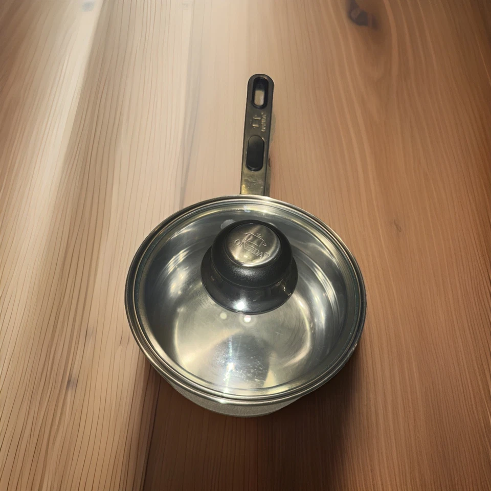 Cacerola ONEIDA IMMACULATE 18/10 Acero Inoxidable 6.5" 1 Cuarto CON Tapa Foto 3 de 4