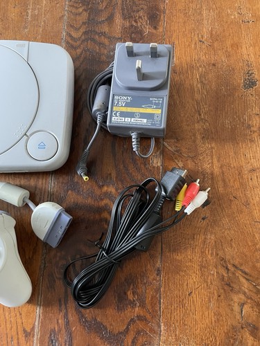 Psone Playstation 1 Slim Konsole SCPH-102 - Controller und Kabel - funktionstüchtig - Bild 5 von 8
