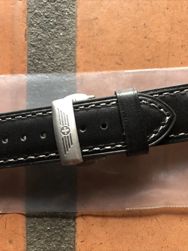 Victorinox Swiss Army Alpnach Blk 皮革表带 24 毫米 Mach 6 241188 24785 241447 — 第 2/4 张图片