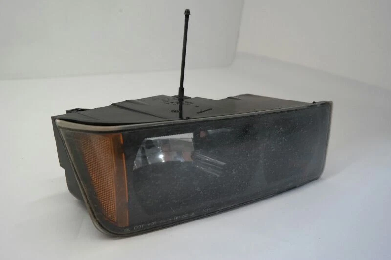 Faro delantero derecho Chevrolet Avalanche 2006 pasajero Foto 2 de 4