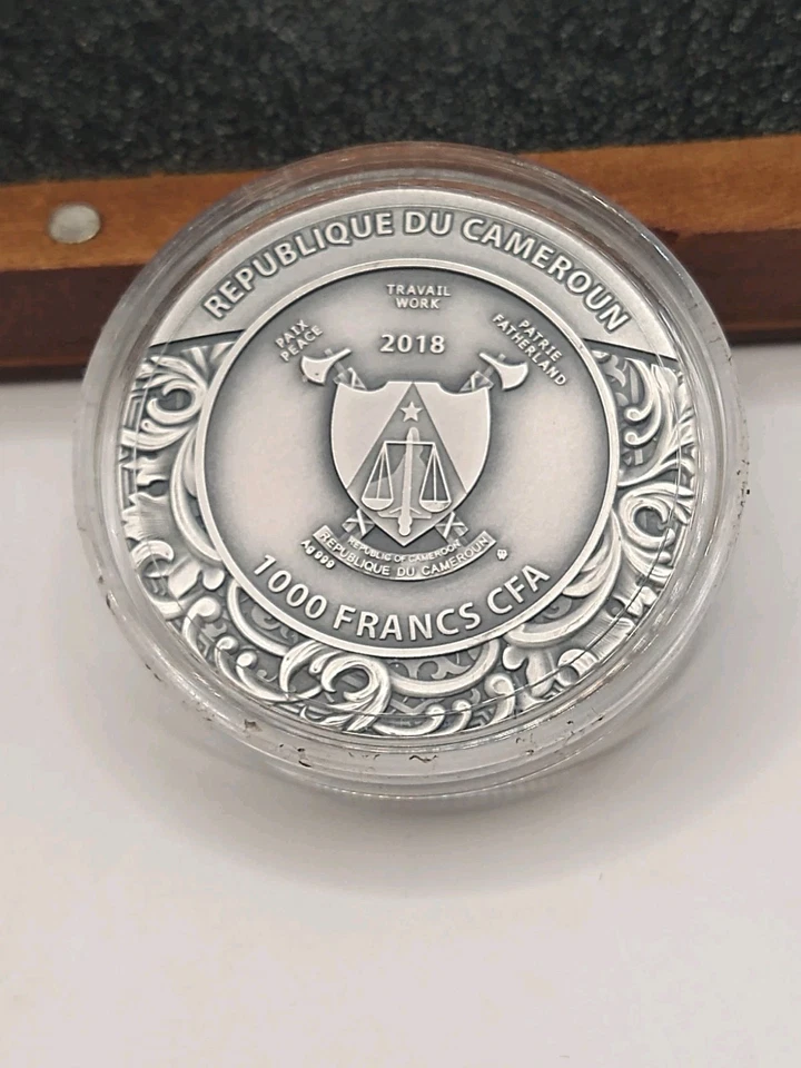 2017 Cameroun 1 oz Silver Carved Skulls 1,000 CFA High Relief Antique Finish - Image 3 of 4