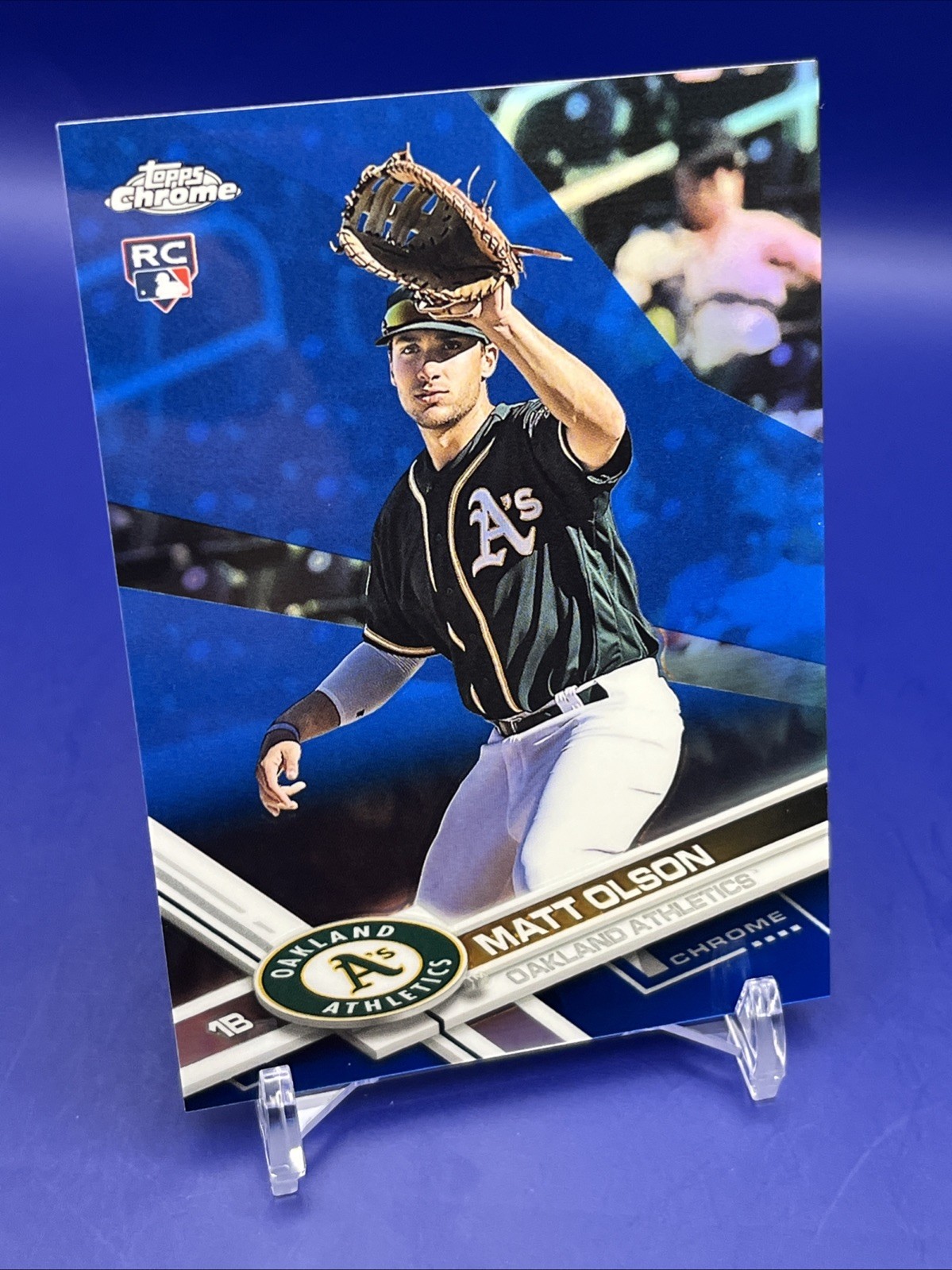 2017 Topps Chrome - Matt Olson #98 Blue Refractor /150 (RC)