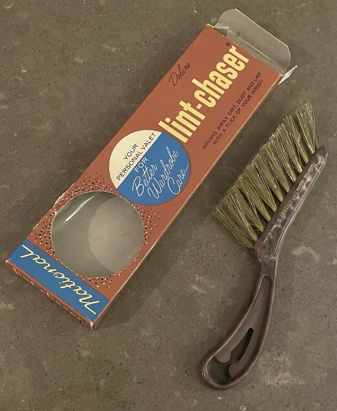 Vintage No 23 Wire Lint Brush / Chaser in Original Packaging from National