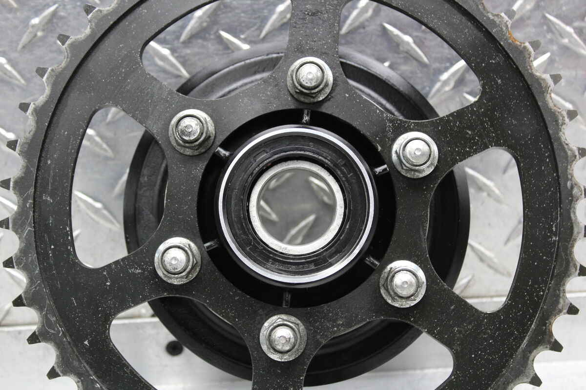 2002 KAWASAKI NINJA ZX12R ZX1200B REAR HUB W/ SPROCKET (46T 2002 KAWASAKI NINJA ZX12R ZX1200B REAR HUB W/ SPROCKET (46T