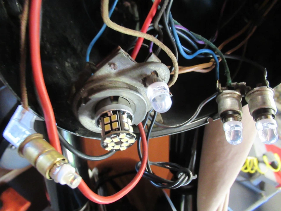 5 bombillas faros LED BMW 6V R60 R50/2 R60/2 R69 R69S R69US R50US R50S R67 R51/3 Foto 3 de 4