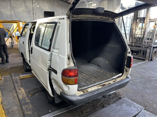 Toyota Townace Right Inner Park Light YR39 04/1992-12/1996 - Picture 6 of 8