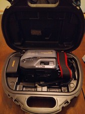 JVC GR-ax5gyu Video Movie VHS-C CCD Camcorder no charger for Parts/Repair