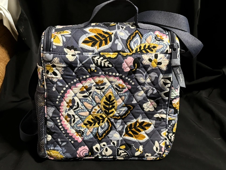 Vera Bradley Cooler Lancheira Isolada Aposentada Cinza Dourado Floral - Imagem 4 de 4