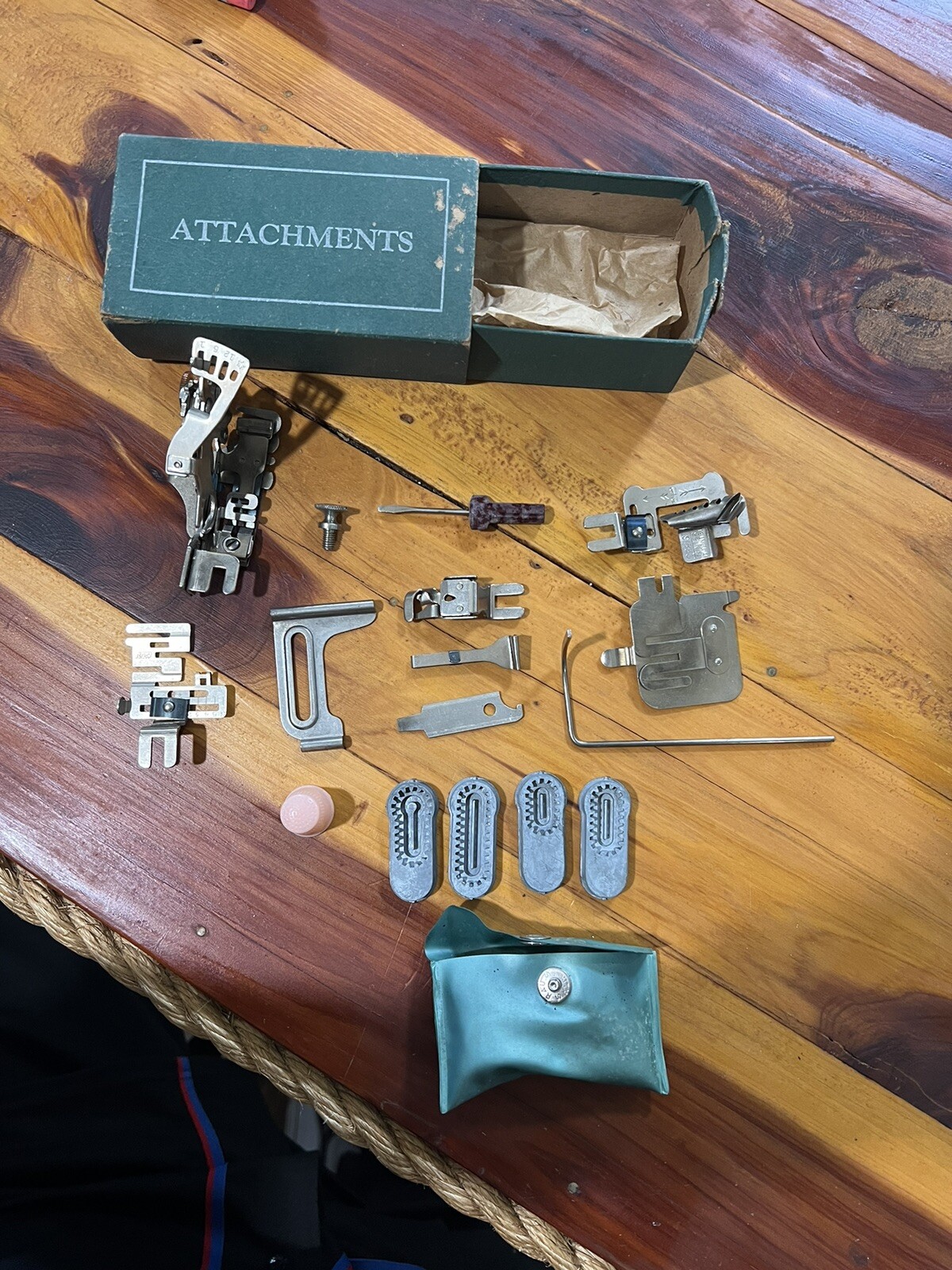 Rotary Sewing Machine Attachments and Accessories Parts-image