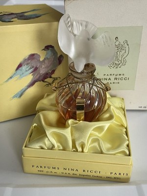 Nina Ricci L Air Du Temps Perfume Vintage Watercolor Box Dove Topper  Rare