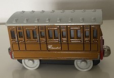 Thomas The Tank Engine Take Along N Play Die Cast 2002 Clarabel Carriage