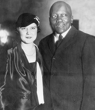 Los Angeles CA Jack Johnson standing fourth wife Irene Pineau at o- Old Photo