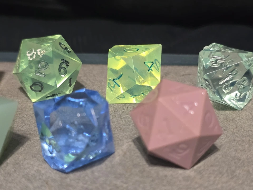 Vtg Gamescience Precision Dice Lot 15pc Sharp Edge DND RPG Polyhedral w/rare - Image 4 of 4