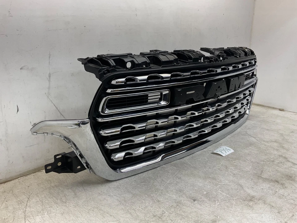 2025 Dodge Ram 1500 Front Upper Grille/Grill W/Camera Hole OEM Foto 2 de 4