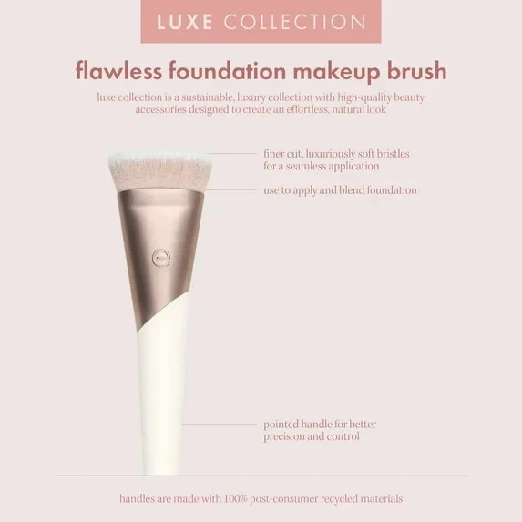 Cepillo de maquillaje base impecable EcoTools Luxe Foto 3 de 4