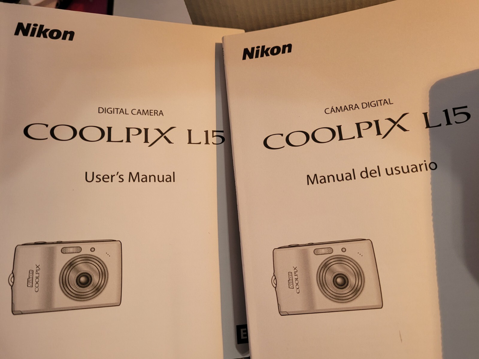 Nikon COOLPIX L15 8.0MP Digital Pocket Camera 2.8 LCD 3X Zoom NIB Extra