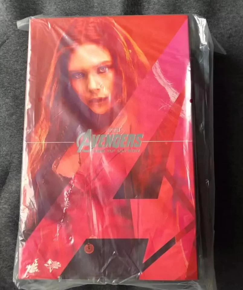 New Hot Toys MMS301 Avengers Age of Ultron AOU Scarlet Witch Elizabeth Olsen！ - Image 2 of 4