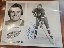Walt McKechnie Signed Detroit Red Wings 8x10 Photo