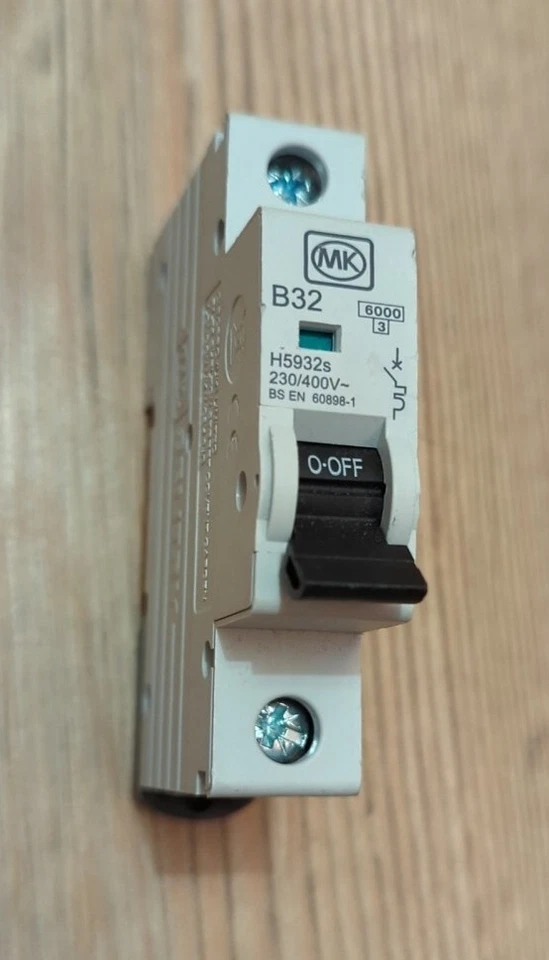 MK Sentry H5932s Type B Single Pole 230V B32 MCB- NEW , SENT FAST