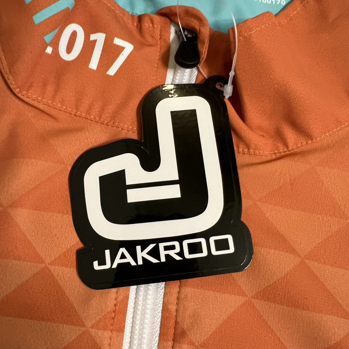 Jakroo Unveils EVO Collection: A New Era in Retail Cycling Apparel | Bicycle Retailer and Industry News