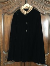 Black Velvet Opera Cape Coat w Fur Collar Glitzy Buttons S/M/L ILGWU