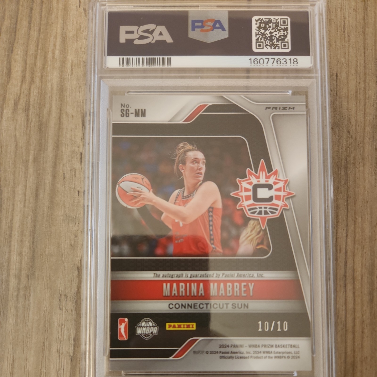 2024 Panini Prizm WNBA Auto Gold Prizm 10/10 Marina Mabrey Bookend PSA 9 view 2