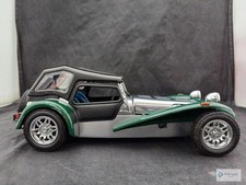 Kyosho Caterham Super Seven 1/18 Diecast Model - Collectible