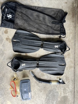 Scubapro Seawing Nova Dive Fins - Large, Black, Preowned + Goggles, Bag, Snorkel