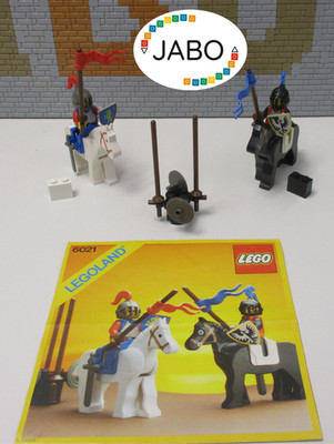 ( i 14 ) LEGO 6021 Jousting Knights mit BA Castle Lion Knights