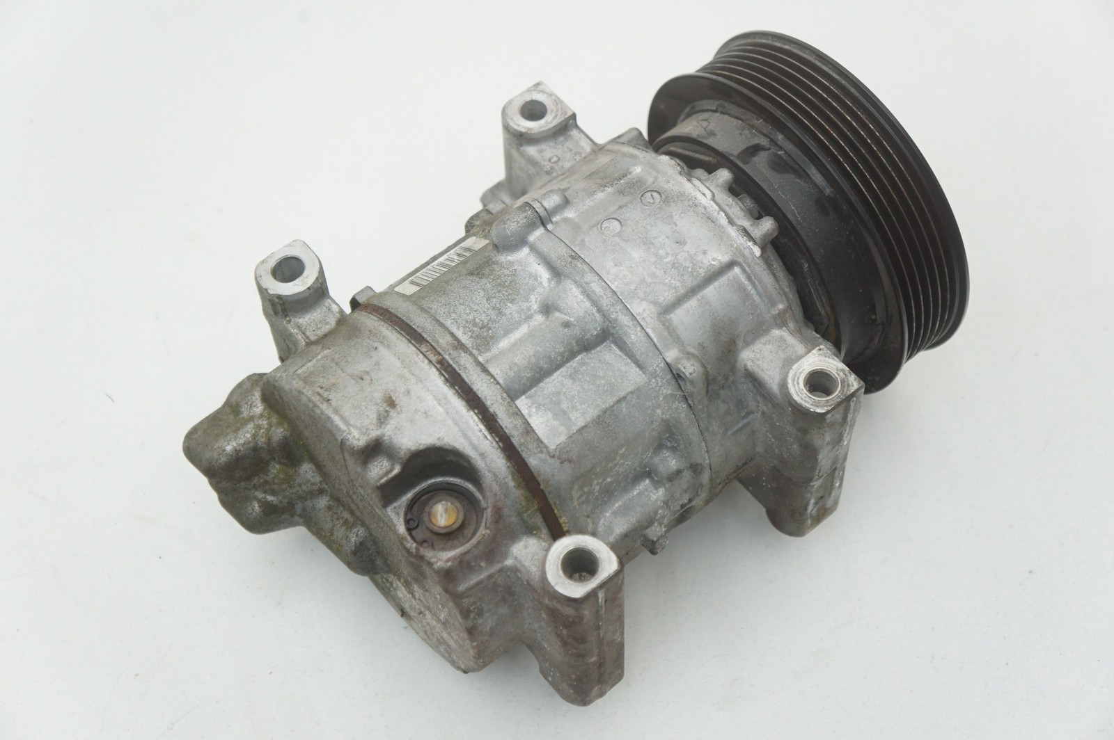 AC Air Conditioning Compressor 6G3319D629AB Aston Martin V8 Vantage 2008 *Note*