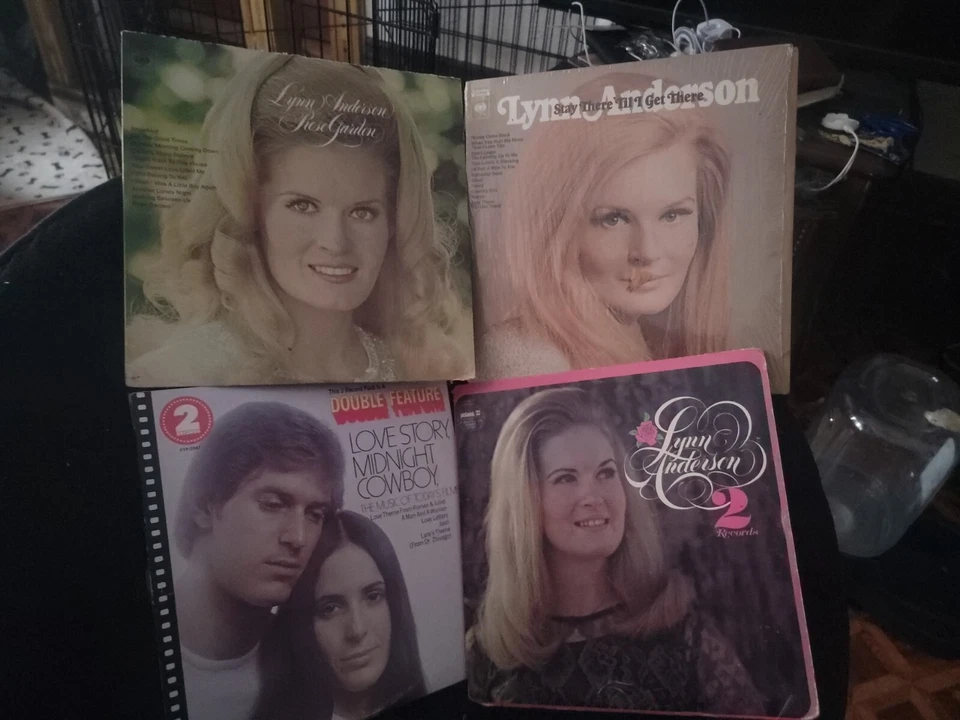 40 Vinyl LP Country: A MUST Have Country Bundle ** 40 LPs ** - Image 2 of 4