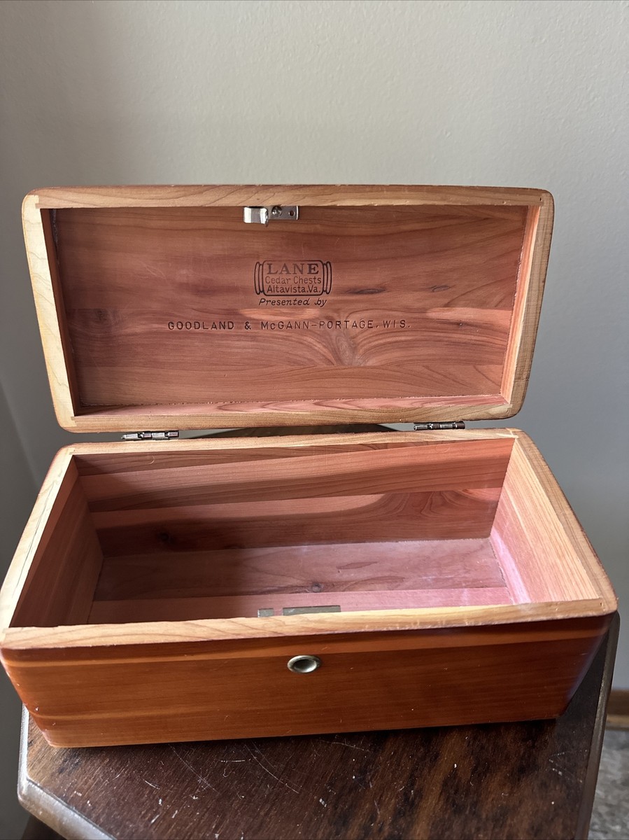 Vtg Lane Girl Graduate Cedar Chest Altavista Va. Goodland & McCann