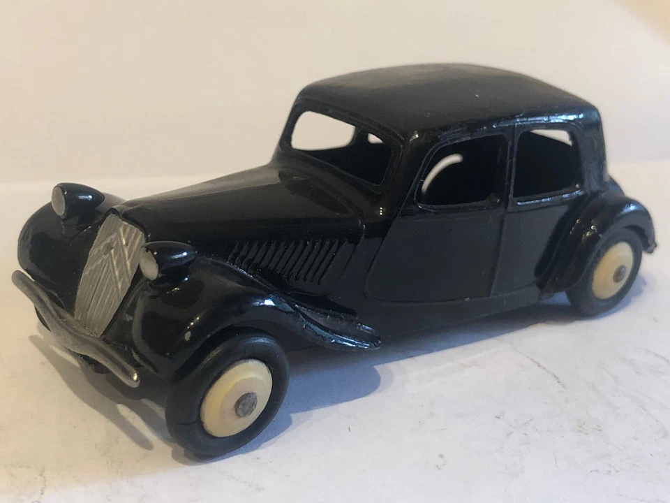 DINKY TOYS CITROËN 11BL MECCANO MADE IN FRANCE 1/43  Nº 24 N - Imagen 2 de 4