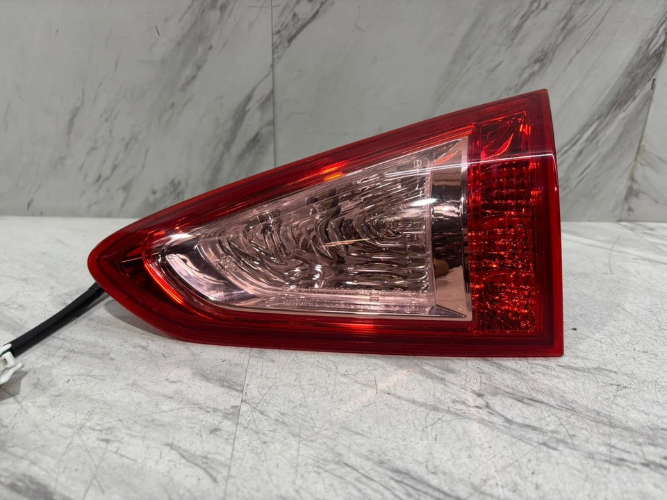 2008-2012 INFINITI EX35 INNER TAIL LIGHT OEM RIGHT PASSENGER SIDE HALOGEN LAMP - Image 2 of 4