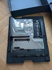 ASUS ROG Maximus Z690 Extreme Glacial LGA1700...