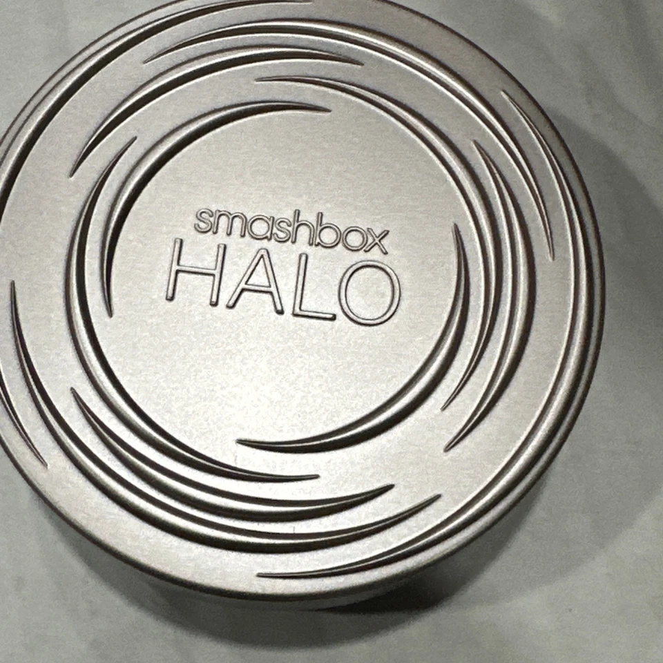 Smashbox Halo Fresh Perfecting Powder - Light - 0.35 oz NIB - Image 3 of 4