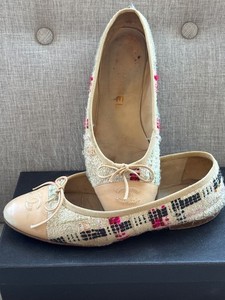 CHANEL バレリーナ　38 Chanel Metallic Dark Grey CC Cap Toe Quilted Flat Ballerina 38