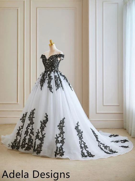 Wedding Dresses Off Shoulder Lace Appliques A Line Bridal Ball Gowns Black White - Image 3 of 4