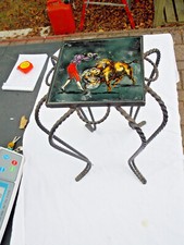 ANCIEN PORTE PLANTE FER FORGE ET CARRELAGE- CORRIDA - VILLEROY & BOCH