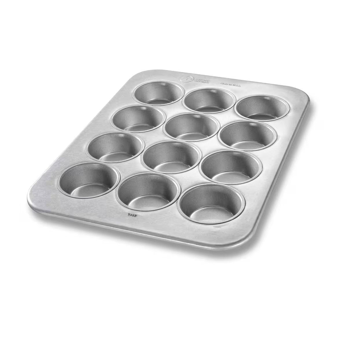 Chicago Metallic 43645 Glazed 12-Cavity Large Muffin Pan
