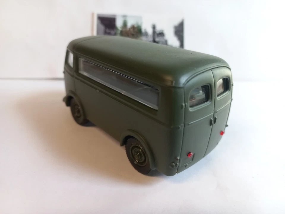 Solido 1/50, fourgon Peugeot D4A armée Française, de nos jours, Neuf (2) - Photo 4/4