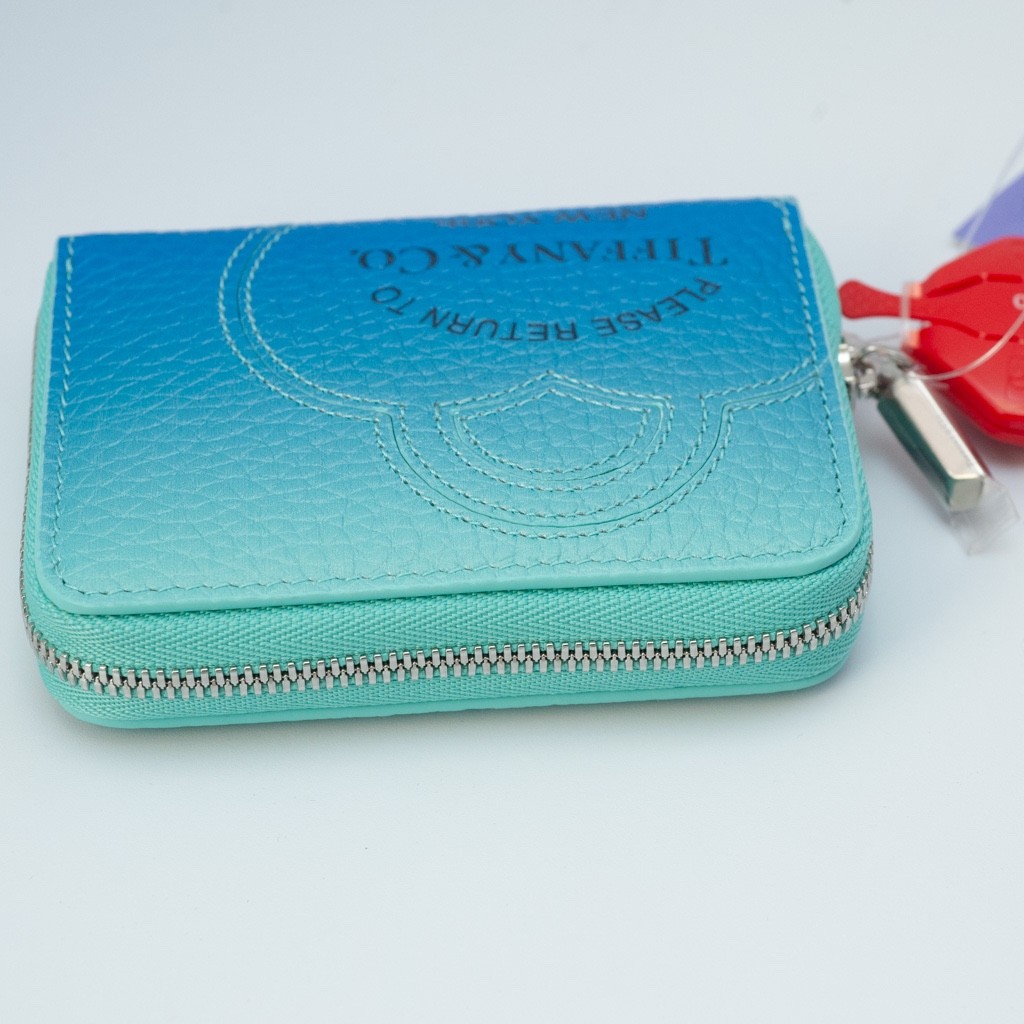 Tiffany ウォレット　美品 TIFFANY & CO. Please Return To Tiffany Ombre Blue Leather Wallet