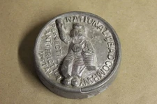 ANTIQUE NATIONAL LEAD COMPANY Dutch boy lead paperweight lead advertising