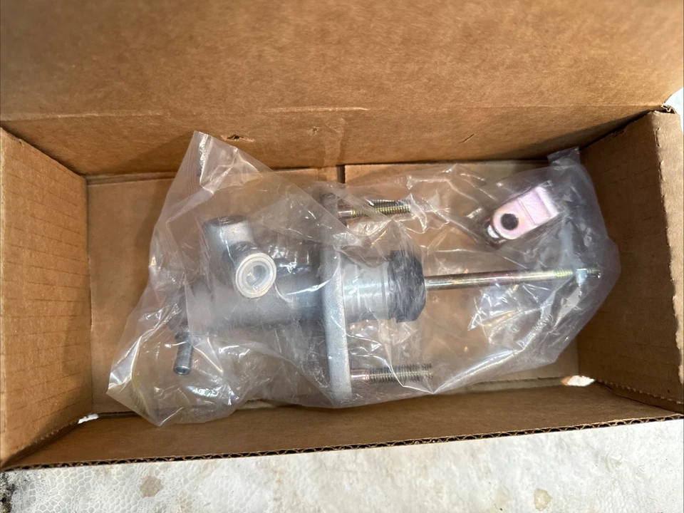 Cilindro maestro de embrague LMC193 para Honda Accord 1990-97 y Prelude 1992-96 Foto 3 de 4