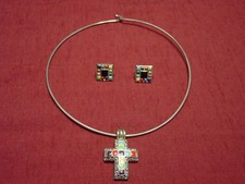 Necklace  Pierced Earrings Set