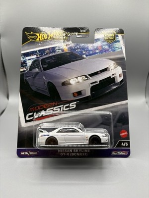 Hot Wheels Premium Car Culture Modern Classics Nissan Skyline GT-R White