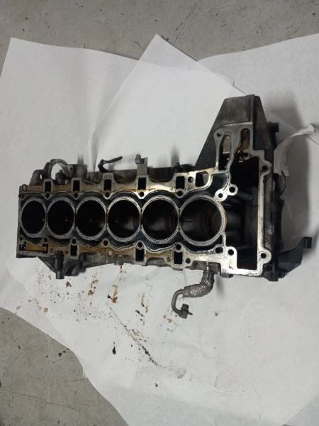 BLOQUE MOTOR 3.0L TWIN TURBO AWD BMW 535 XI 2009 - 2010 Foto 2 de 4
