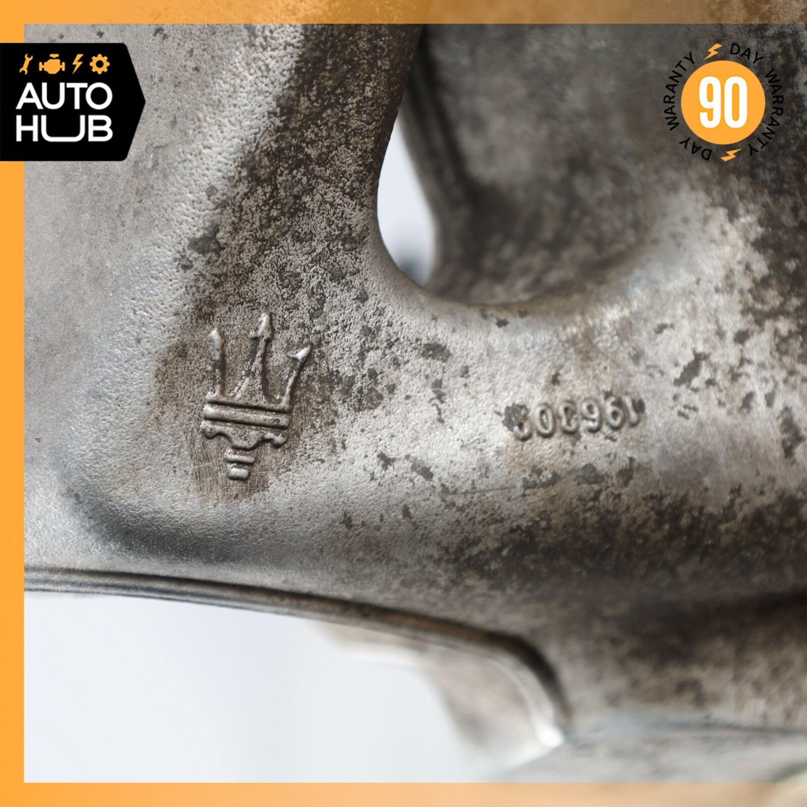 04-05 Maserati Quattroporte M139 Rear Right Side Spindle Knuckle Hub OEM