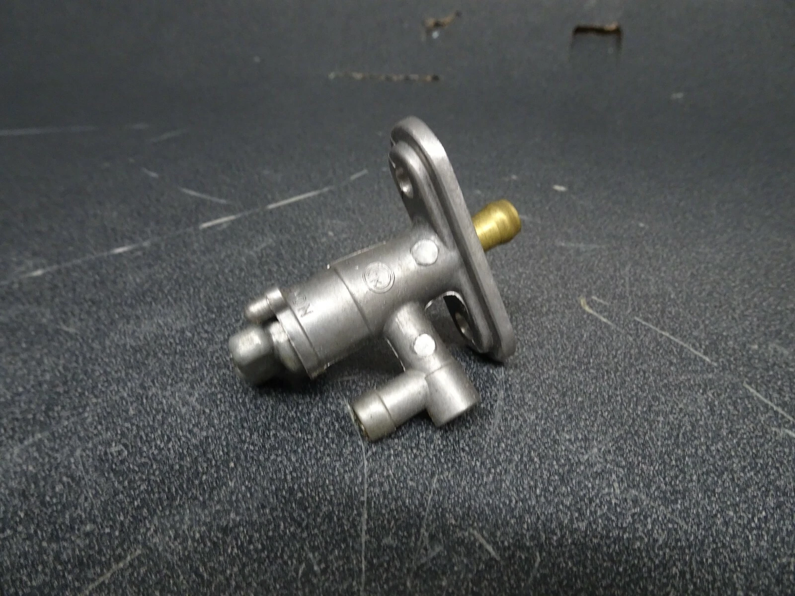 NEW YAMAHA OEM COOLANT TANK PETCOCK ON/OFF SHUT VALVE #84M-1249A-00