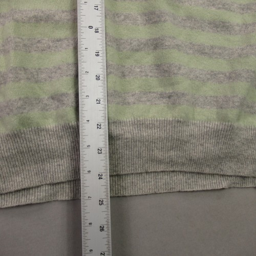 Burberry Sweater Womens Large Long Sleeve V Neck Cashmere Outdoor - Picture 8 of 10